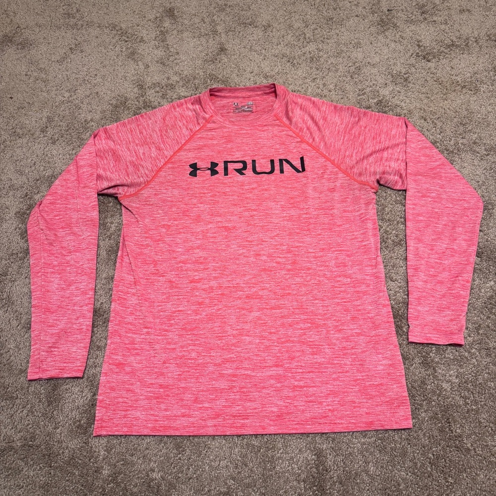 Under Armour RUN Shirt Mens Large Red Pullover Long Sleeve Athletic Stretch Logo